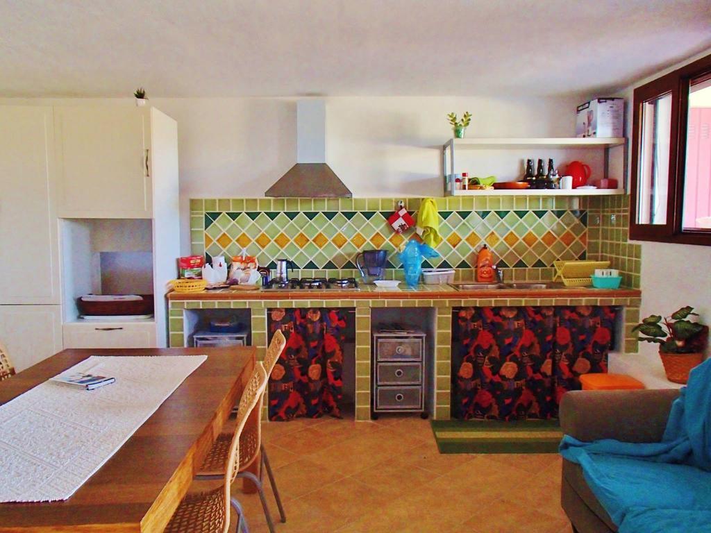 Eco Affittacamere Casa Maica Eco Guesthouse Stintino Bagian luar foto